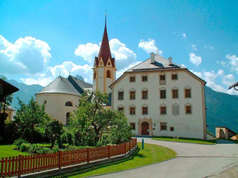 Anras Pfleghaus_TVB Osttirol_Zlöbl Armin_Anras